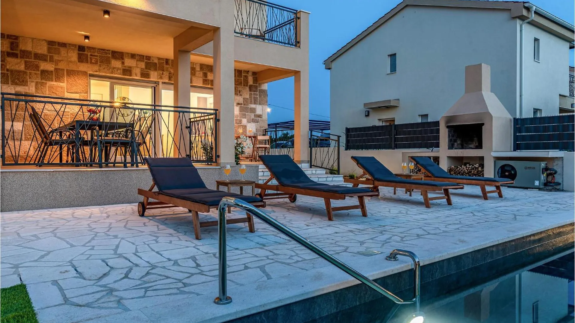 Cozy Home In Vrsi With Outdoor Swimming Pool 0*,  Croazia