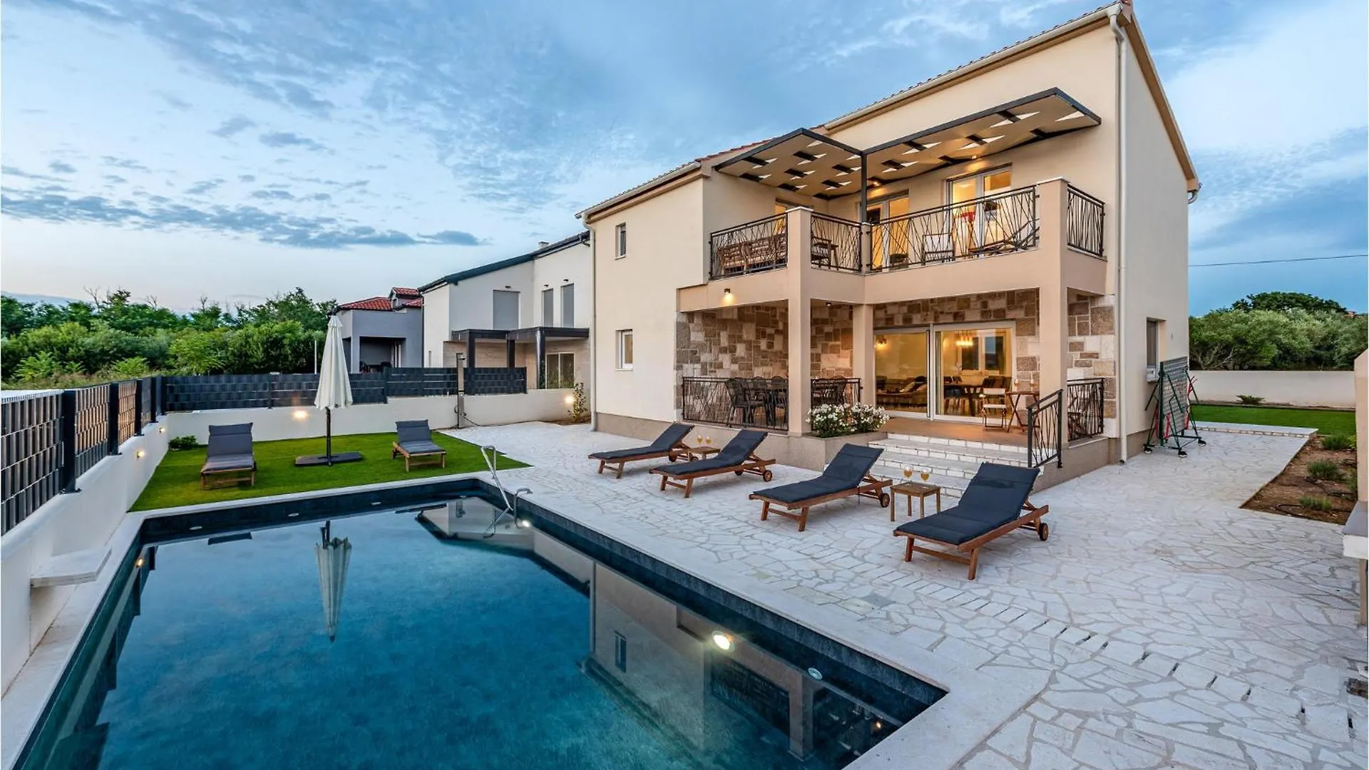 Casa vacanze Cozy Home In Vrsi With Outdoor Swimming Pool Croazia