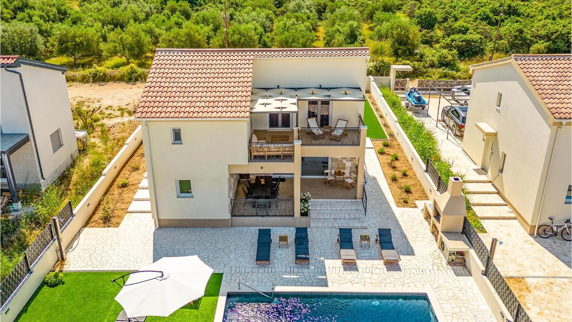 Semesterbostad Cozy Home In Vrsi With Outdoor Swimming Pool Kroatien